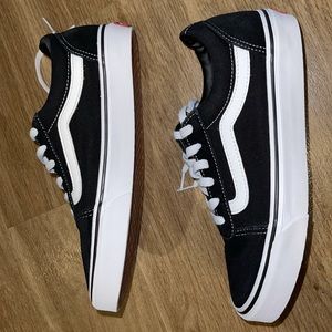 Ward Lo Suede Sneaker VANS Women’s 8.5